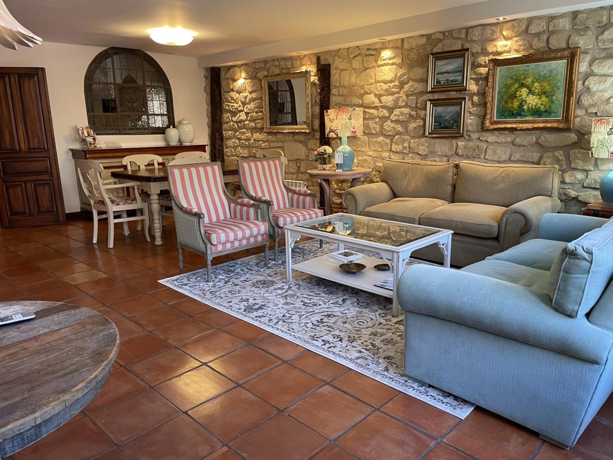The Manor House Guest House Laguardia Exterior photo